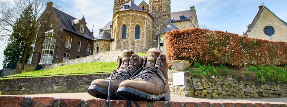 B&B Het Doctershoes Kinrooi Exterior photo
